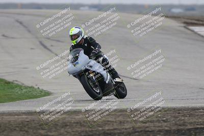 media/Nov-29-2025-TrackDaz (Sat) [[10ae2d9bce]]/B Group/Session 3 (Outside Grapevine)/